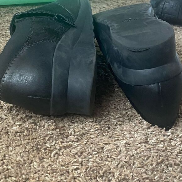 CLARKS CLOUDSTEPPERS Sillian Paz BLACK LOAFERS SLIP ONS WALKING  SZ 9 - Picture 8 of 9